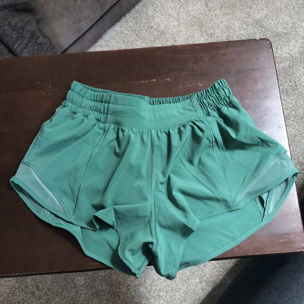 Hotty got shorts